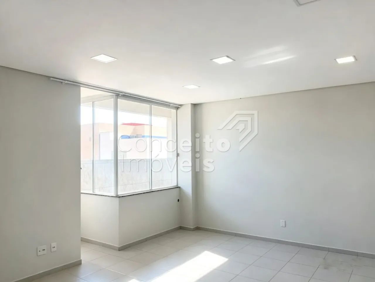 Sala Comercial com 95,00m ² - Centro - Foto 4