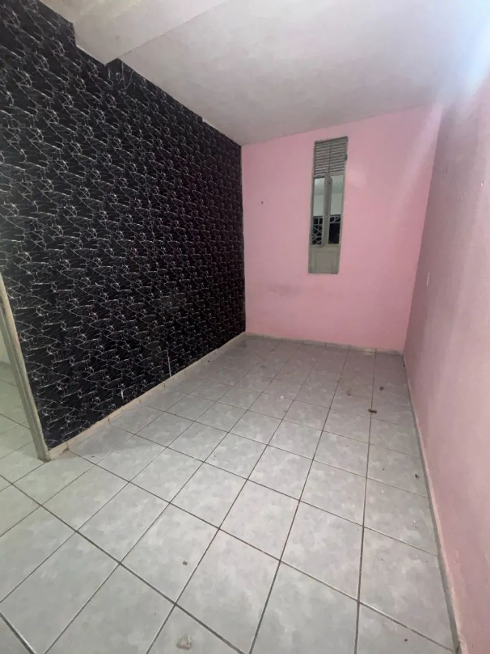 Kitnet com garagem e água  incluso - Foto 5