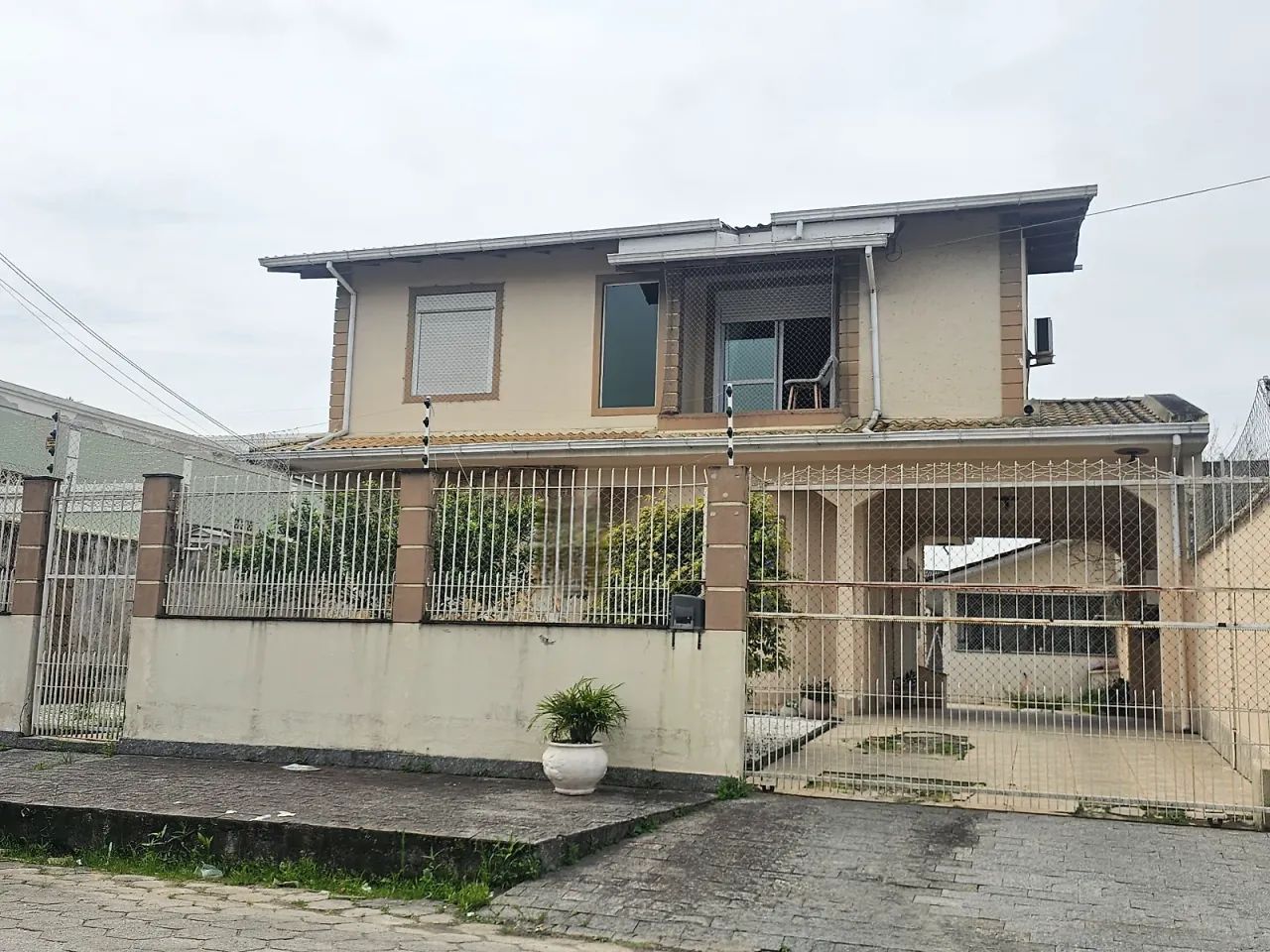 Casa 4 Quartos com Piscina - Jardim Eldorado