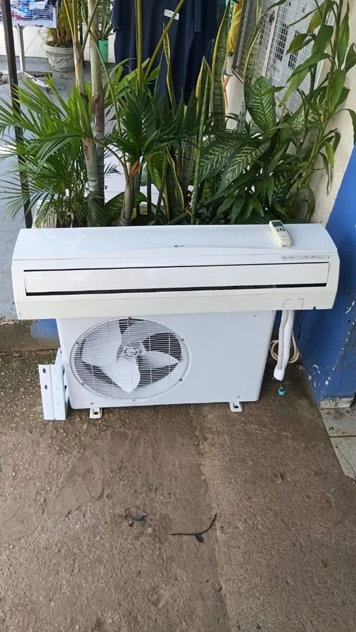 Chegando o verão!!! Central de ar 18.000 btus  LG, convencional, ENTREGO INSTALADA 