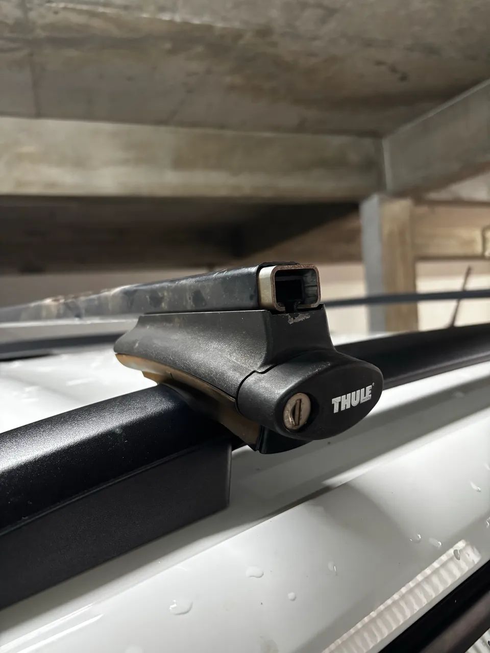 Duas calhas Thule  - Foto 5