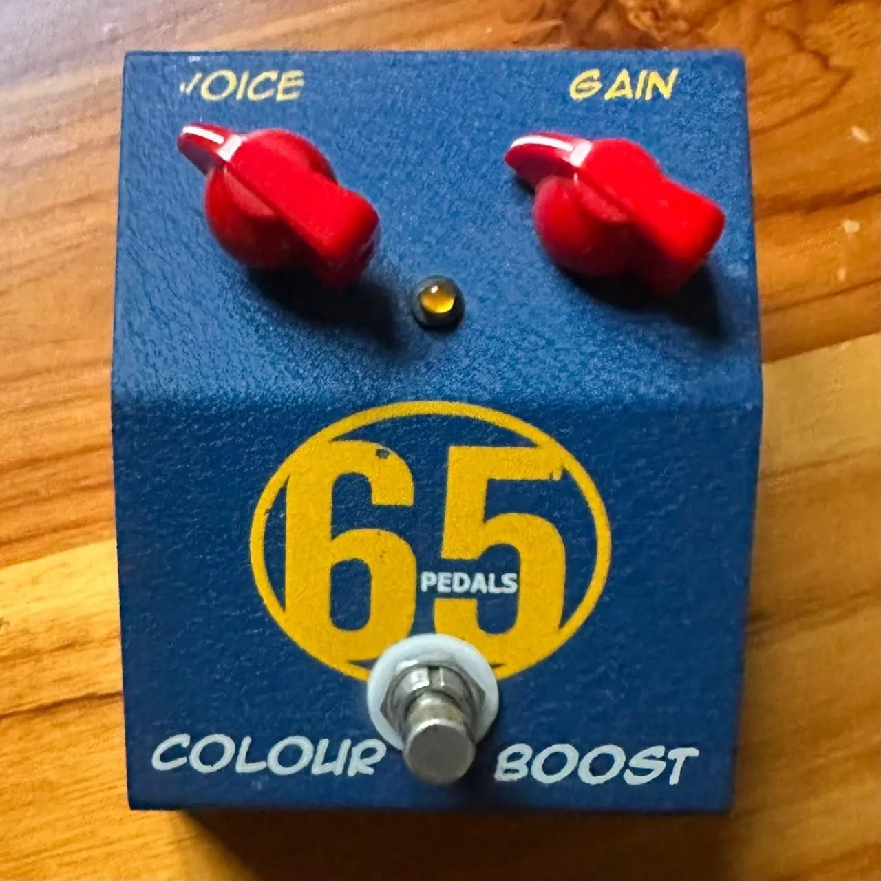 65 Pedals Colour Boost Treble Boost