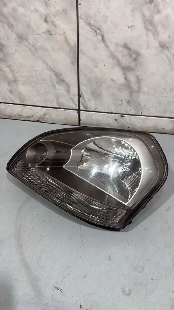 Farol esquerdo Tucson 2009 a 2015  - Foto 2