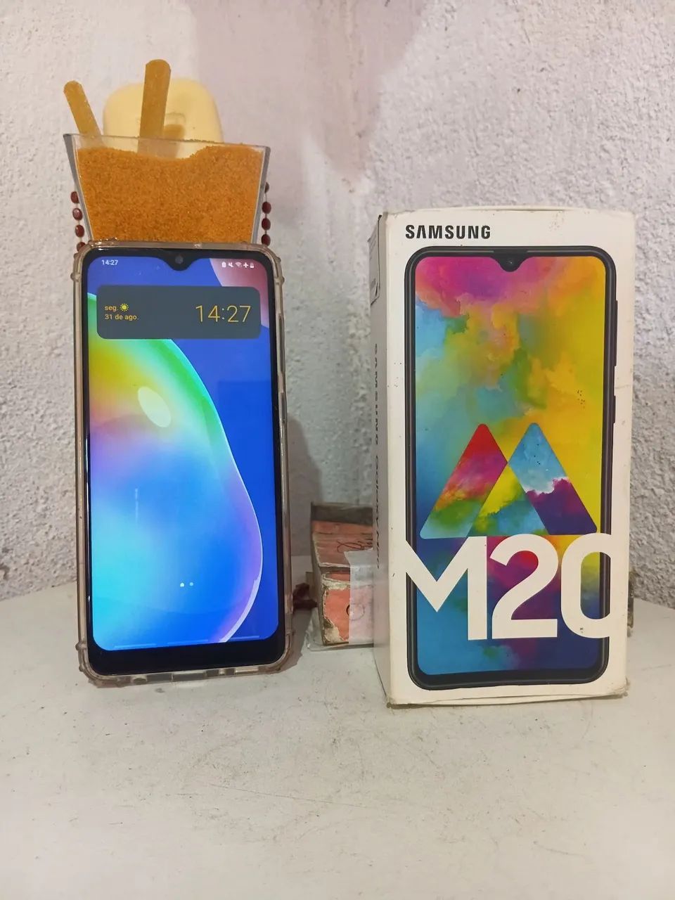 Samsung A31 128gb/4gb ram ( com a caixa do m20)
