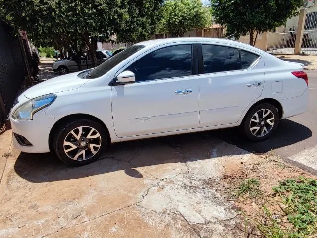 Nissan Versa VERSA SL 1.6 16V FlexStart 4p Mec. 2016