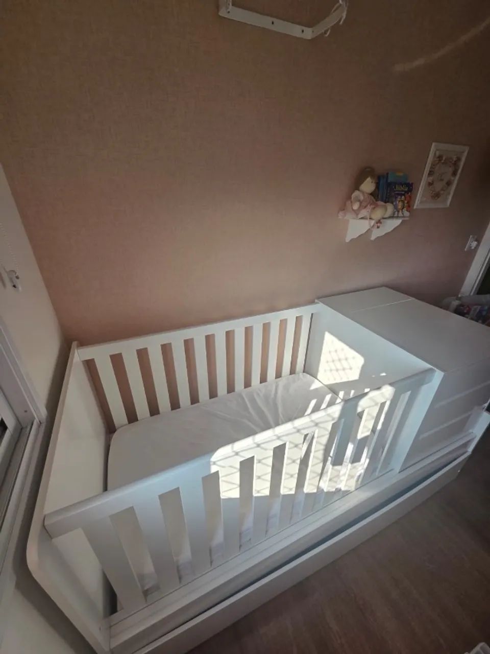 Berço Cama Multifuncional com Cama Auxiliar 3 Gavetas Branco - Foto 2