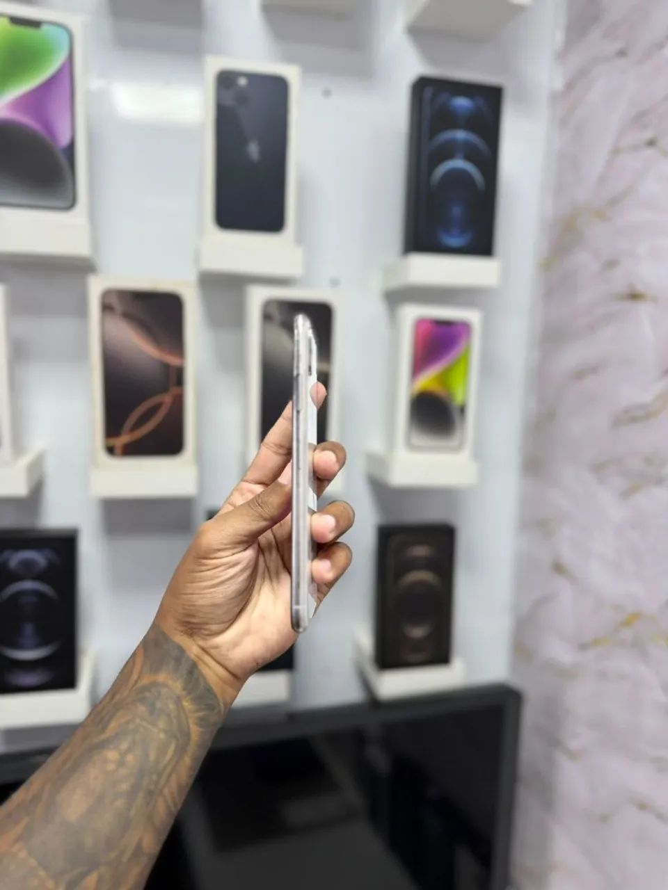 IPHONE XS MAX 64GB<br>R$ 950,00 - Foto 3