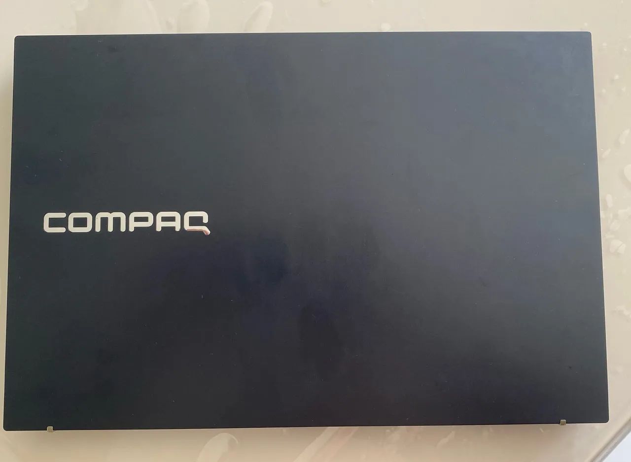 Vendo Notebook Compaq Presario Snapdrqgon