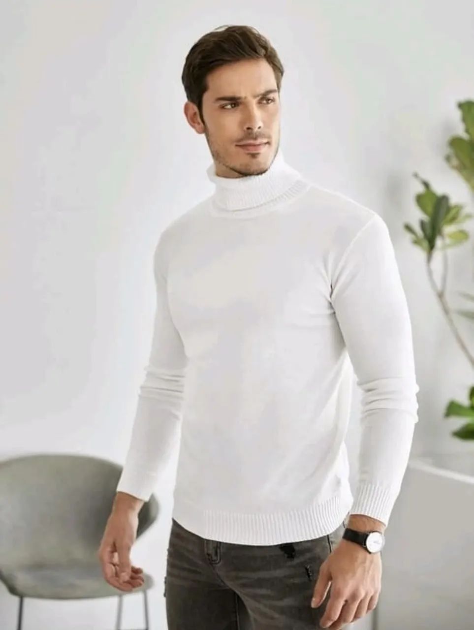 Suéter Masculino de Gola Alta Branco Manfinity - Foto 2