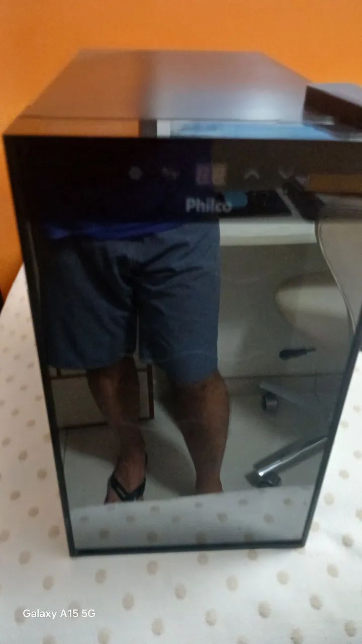 Adega com defeito 127 V - Foto 4