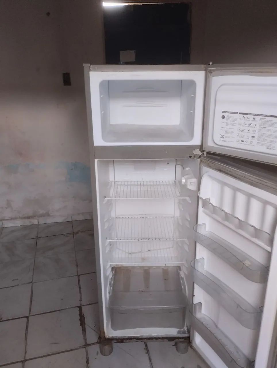 Geladeira para vender  - Foto 3