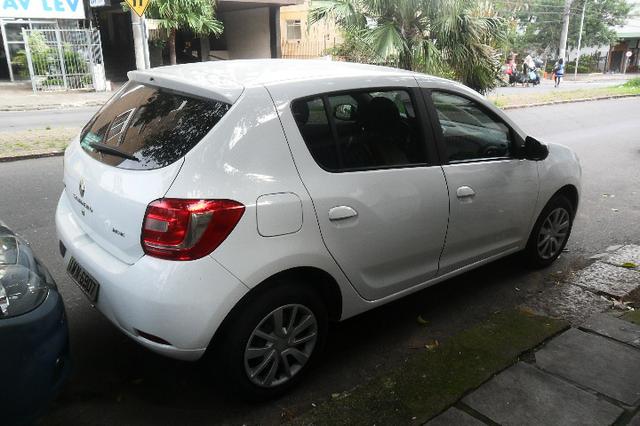 Renault Sandero - Foto 4