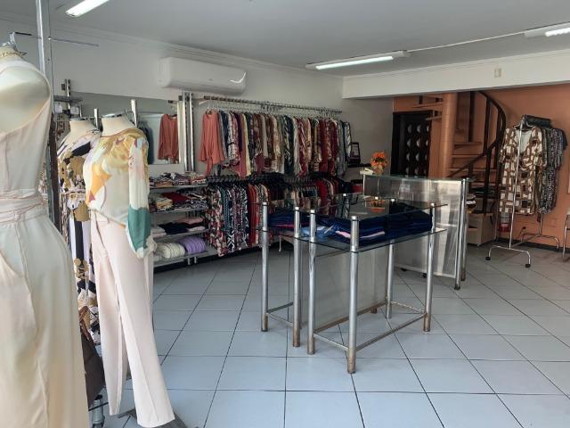 Vendo linda loja de roupas feminina no centro - Foto 5