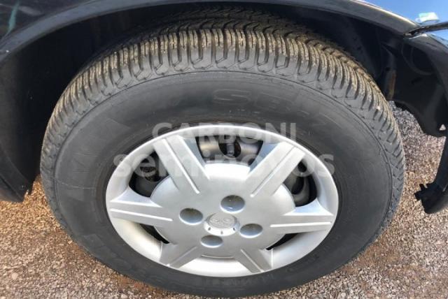 CHEVROLET CLASSIC 2010/2011 1.0 MPFI LS 8V FLEX 4P MANUAL - Foto 7