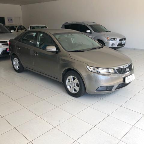 Kia Cerato 2011/2012 1.6 Flex 4P Manual - Foto 2