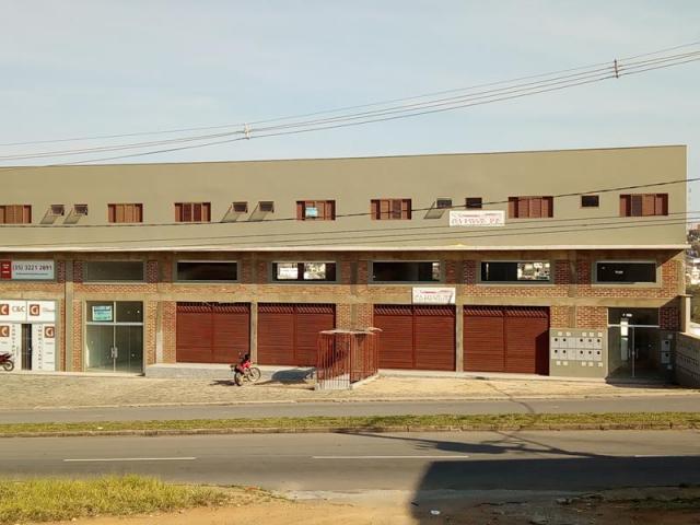 Kitinete nova, espaçosa e bem localizada.