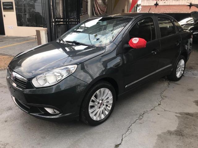 Fiat Siena Essence 1.6 2014