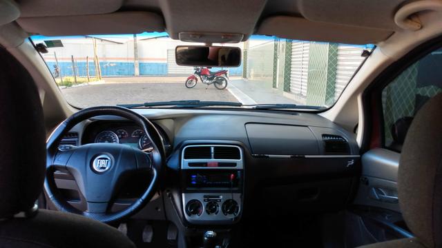 Fiat Punto ELX 1.4 2010 Completo - Foto 3
