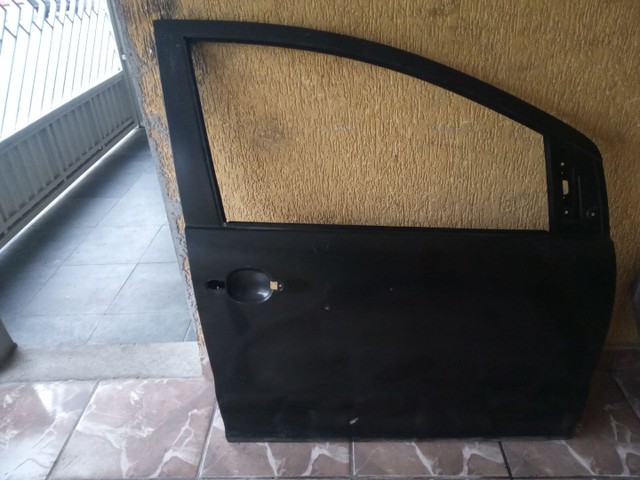 Porta dianteira direita Volkswagen Fox 2008( nova)
