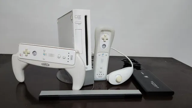 Nintendo Wii Destravado C/ Hd 222 Jogos (wii) + Emuladores