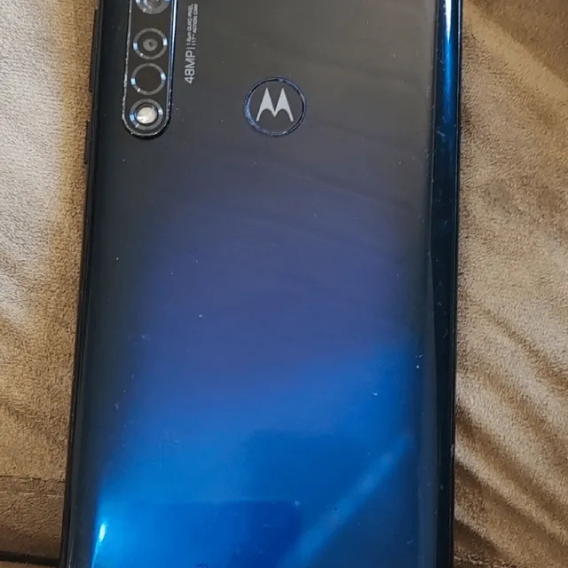 Smartphone Motorola Moto G G8 Plus XT2019-2 64GB Câmera Tripla com