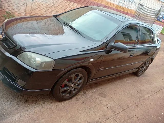 Comprar Hatch Chevrolet Astra Hatch 2.0 Preto 2007 em Bauru-SP