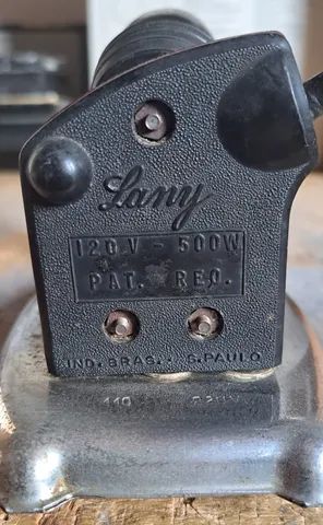 ferro passar roupa antigo retrô Lany 110v - Foto 2