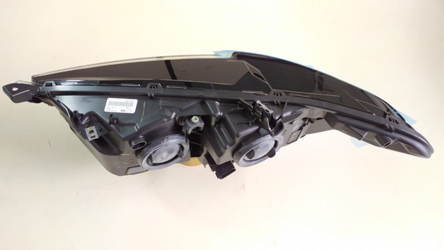 Par de Faróis Ford Fusion ( Sem Xenon ) - Foto 4