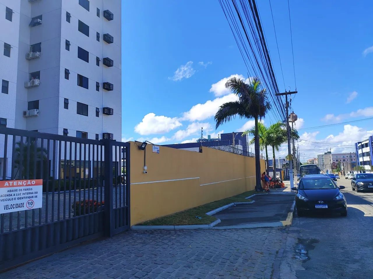 Vende-se  Apto no  no bairro de Lagoa Nova   R$250mil reais
