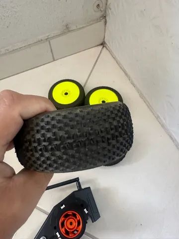 Jogo de pneus para automodelo 1/8 - Foto 2