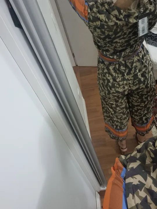 macacão estampado novo open, pp, veste p também - Foto 3