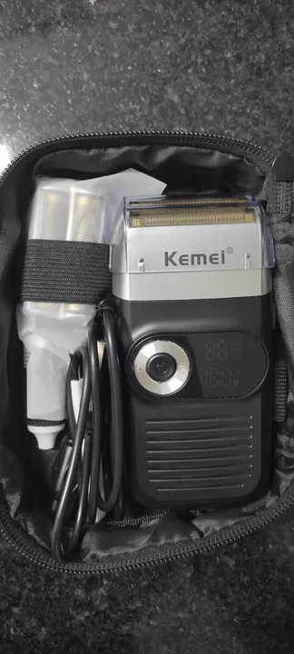 Barbeador Kemei novo bivolt