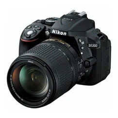 Máquina fotográfica de 24Mp com lente 18-140mm NIKON D5300