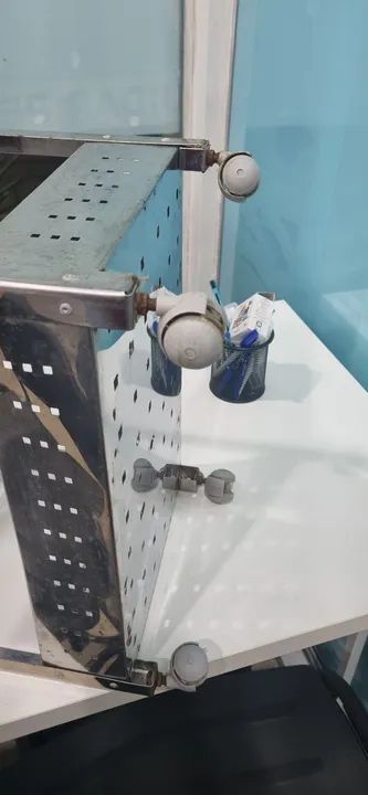 Carrinho de alumínio/suporte de três gavetas  - Foto 3