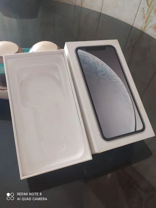 Caixa iPhone vazia Xr 64g - Foto 6