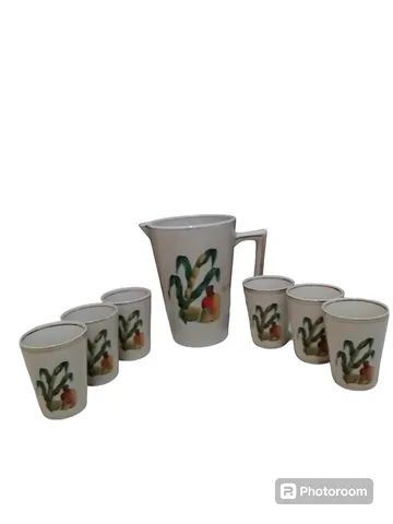 Conjunto de jarra e copos porcelana