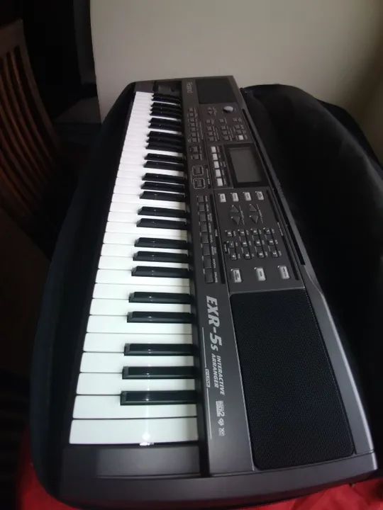 Teclado Roland EXR-5s - Foto 2