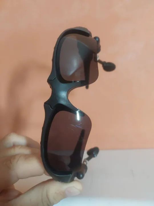 OCULOS DE SOL VIA BLUETOOTH COM FONE ACOPLADO 