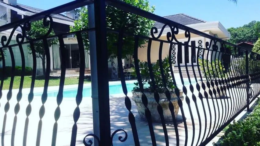 Guarda Corpo / Sacadas em Ferro Forjado Exclusivos e Sob Medidas na CasaDeFerro