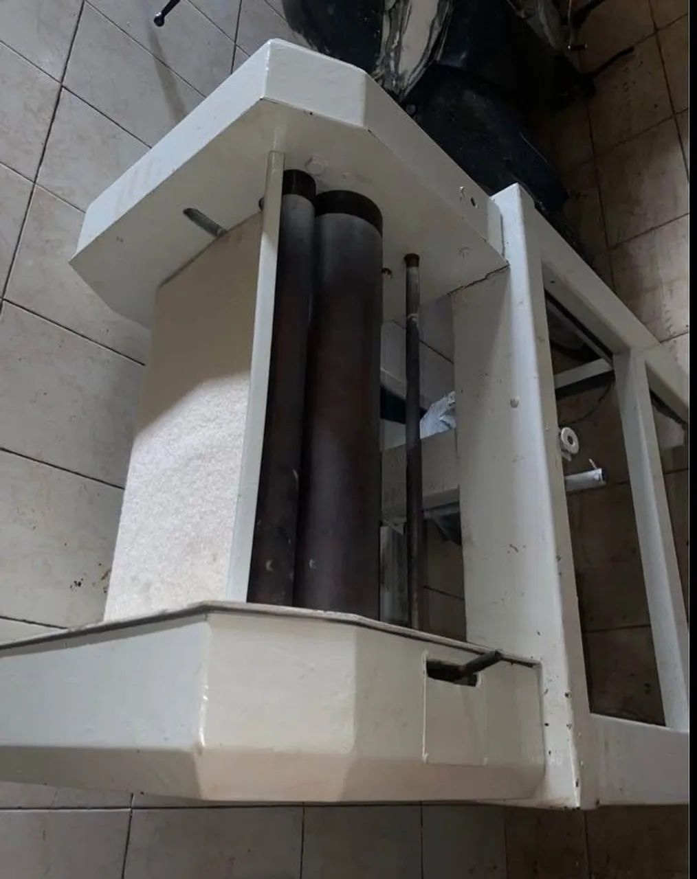 Modeladora de coluna Brasforno 220 volts trifásica  - Foto 5