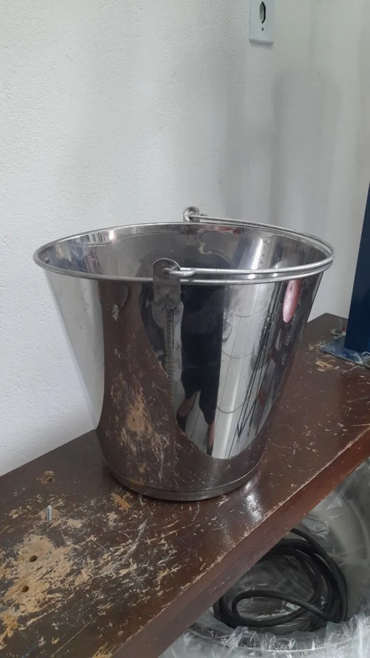 Balde de Aço Inox - Ideal para Cozinha