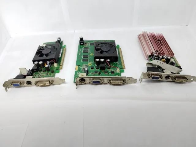 Kit 3 Placas De Video - Com Defeito