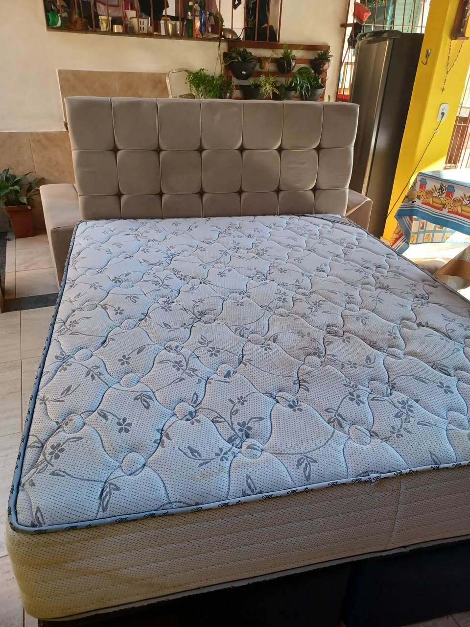 Cama Box Casal Completa com Colchão
