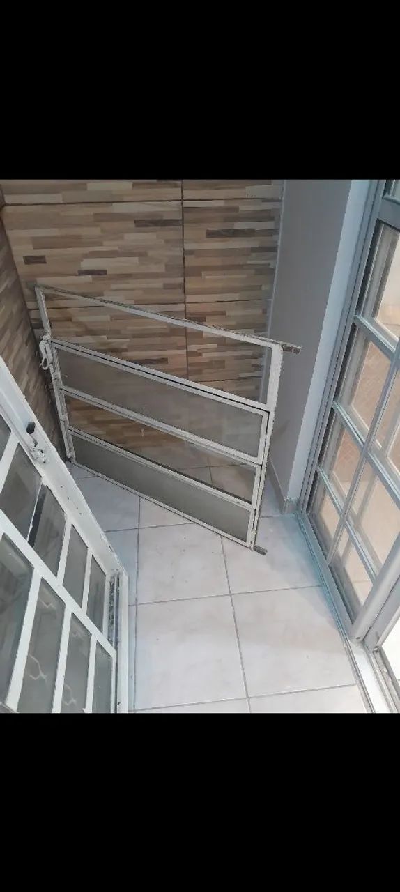 Tilt-and-turn64750514246017121