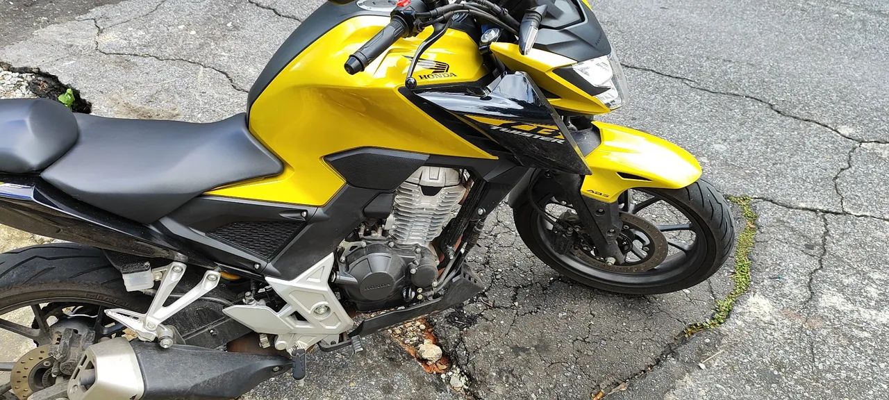 Honda CB 300F 2024 - Foto 8