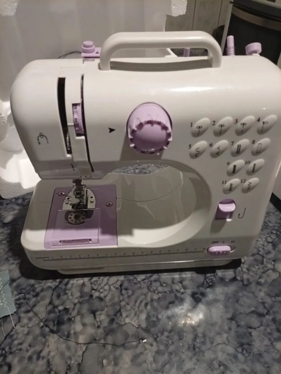 Máquina de costura portátil  - Foto 3