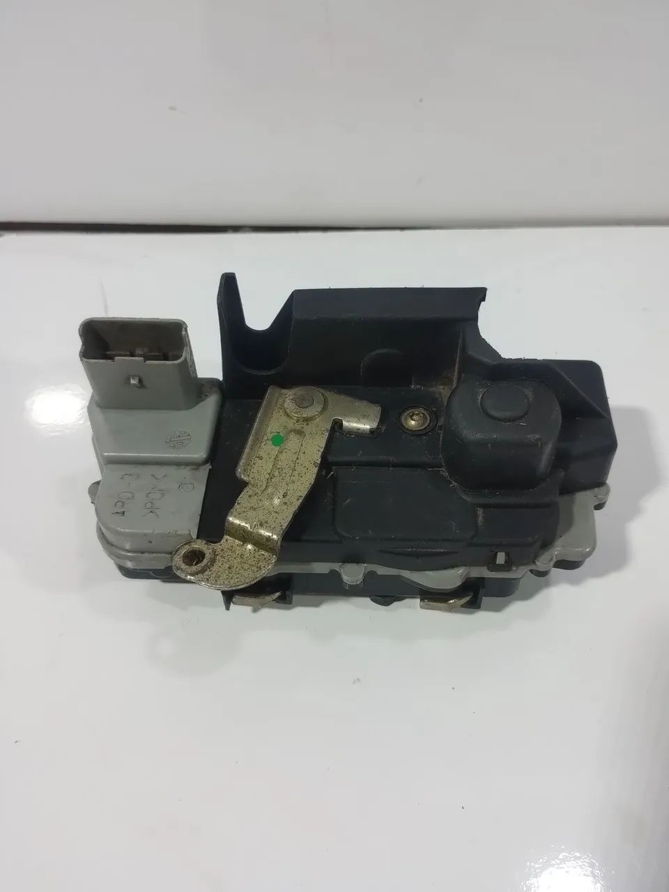 Fechadura trazeira direito Citroen Picasso 2005 - Foto 4