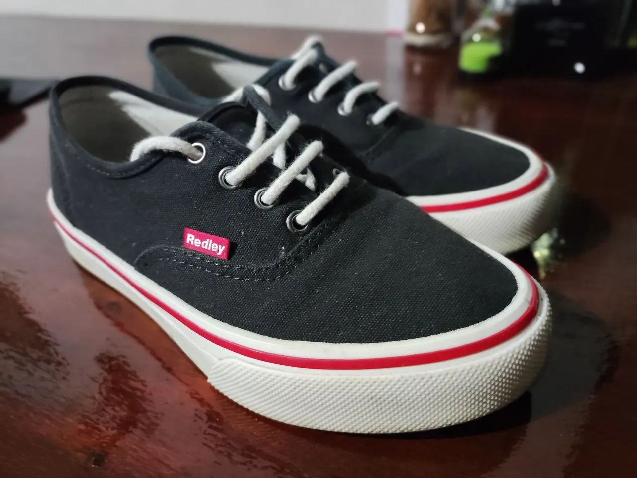 2 Pares de Tênis Redley Originais