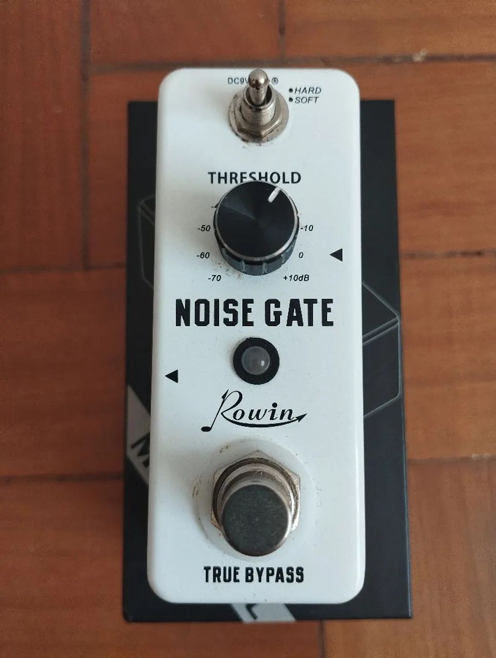 Pedal de Noise Gate Rowin