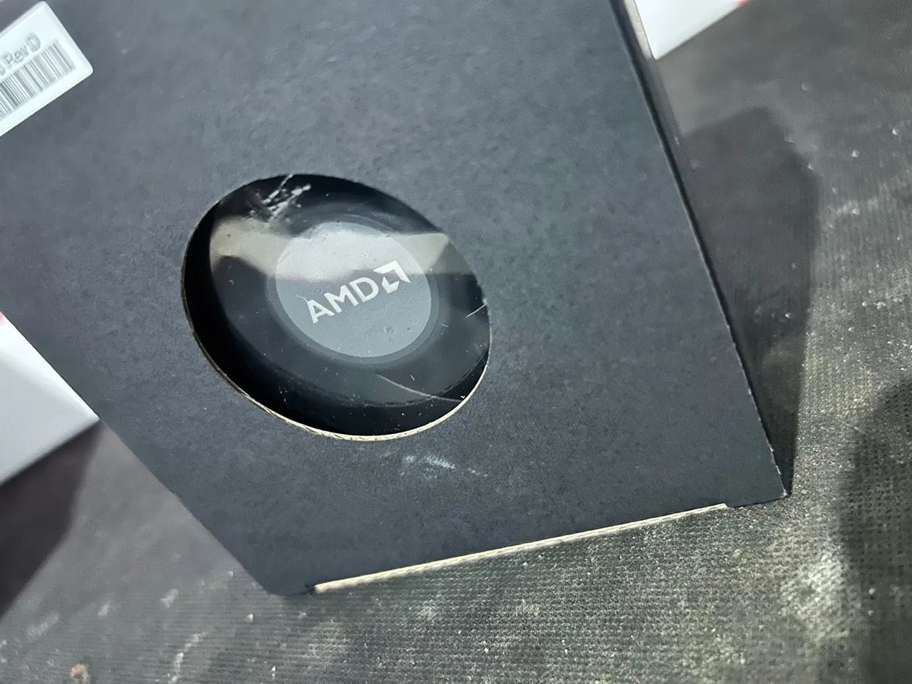 processador cpu AMD Ryzen 3 2200G - Foto 3